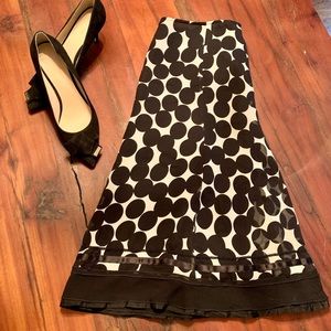 White House Black Market Skirt